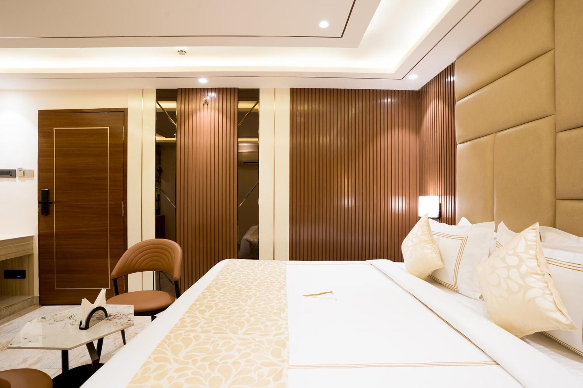 Hotel Oriva Vinflora Residency - Nr Lv Prasad Hospital, Banjara Hills Hyderabad Exterior foto
