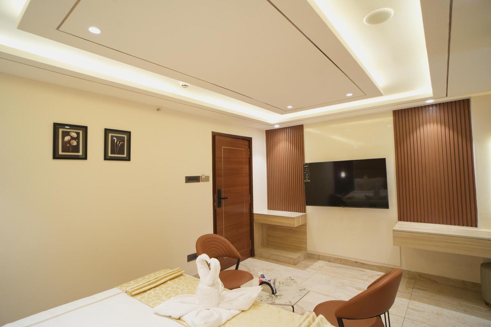 Hotel Oriva Vinflora Residency - Nr Lv Prasad Hospital, Banjara Hills Hyderabad Exterior foto