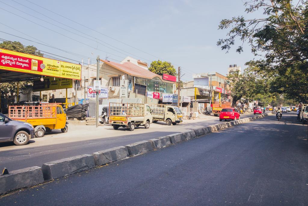 Hotel Oriva Vinflora Residency - Nr Lv Prasad Hospital, Banjara Hills Hyderabad Exterior foto