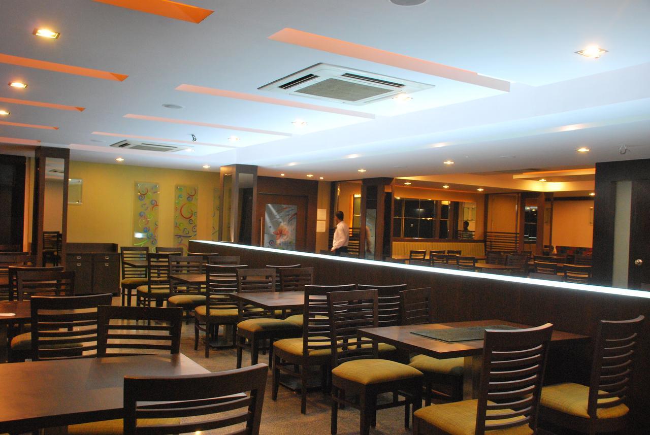 Hotel Oriva Vinflora Residency - Nr Lv Prasad Hospital, Banjara Hills Hyderabad Exterior foto