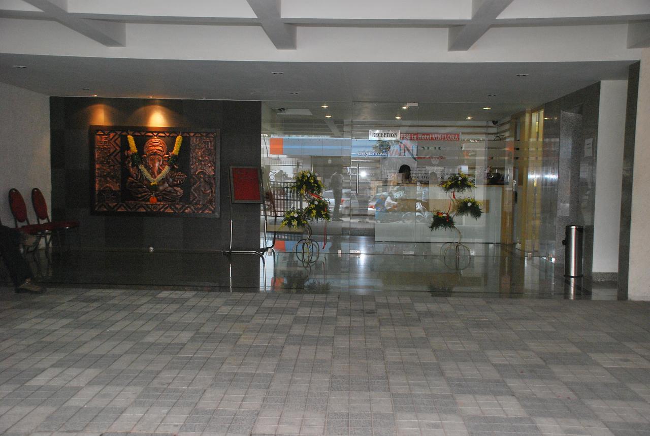 Hotel Oriva Vinflora Residency - Nr Lv Prasad Hospital, Banjara Hills Hyderabad Exterior foto